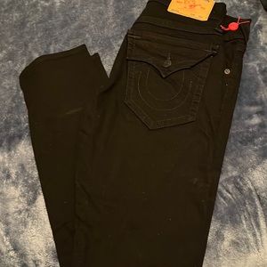Size 33 x 32 relaxed skinny jeans like new worn once